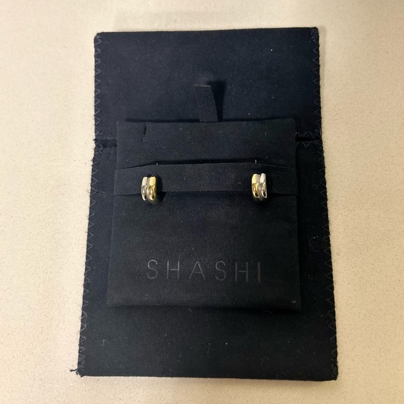 Brand new Shashi gold+silver hoops (incl. original suede envelope & trav… - Picture 4 of 4
